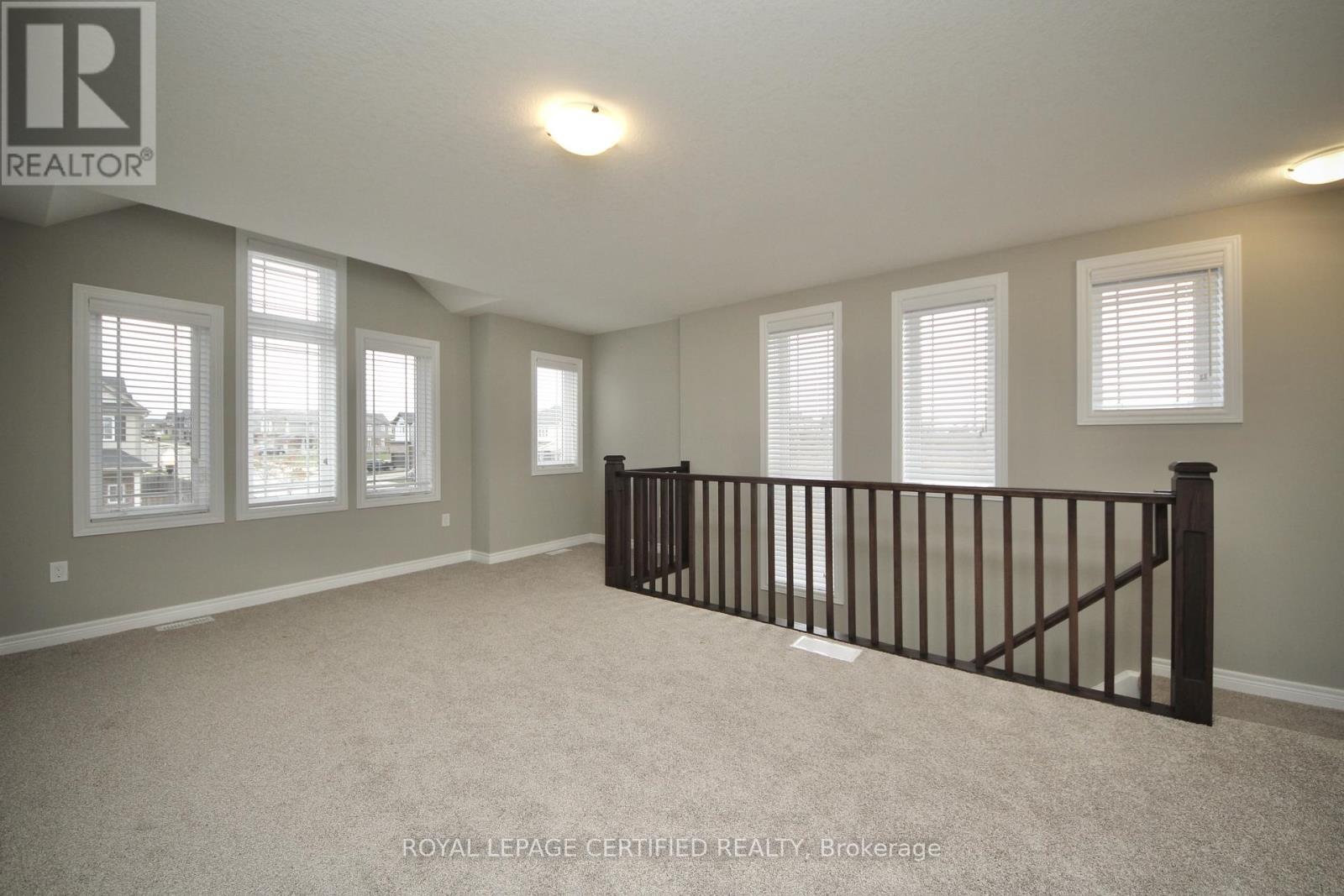 2 Crosswinds Drive, Kitchener, Ontario  N2A 0J7 - Photo 21 - X12718948