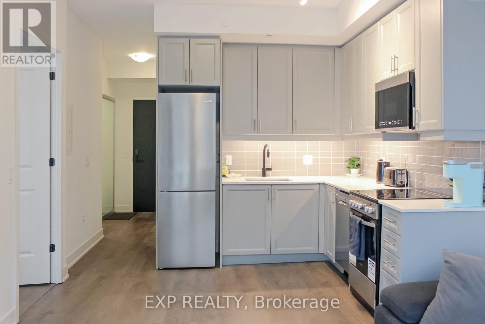 610 - 2333 Khalsa Gate, Oakville, Ontario  L6M 0X7 - Photo 3 - W12719076