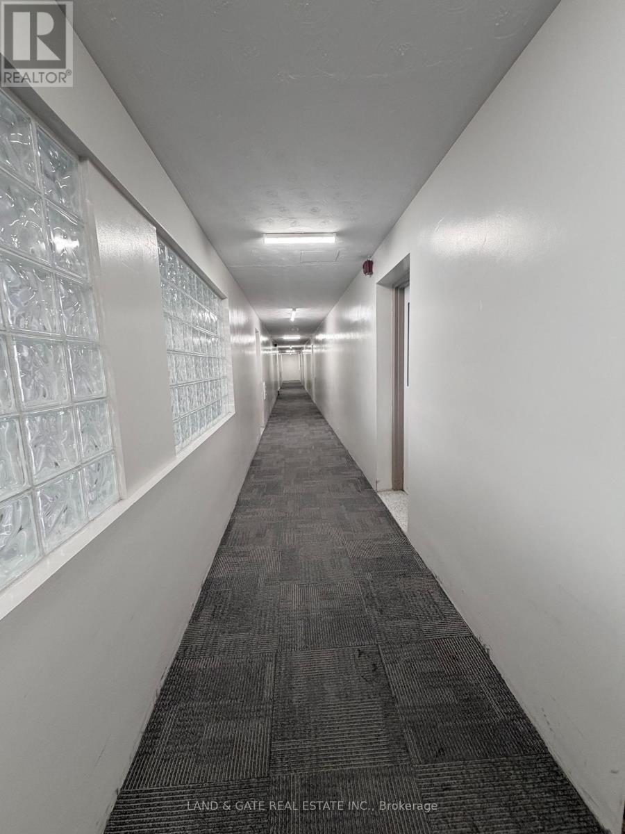 111 - 330 Gibb Street, Oshawa, Ontario  L1J 1Z2 - Photo 6 - E12719026