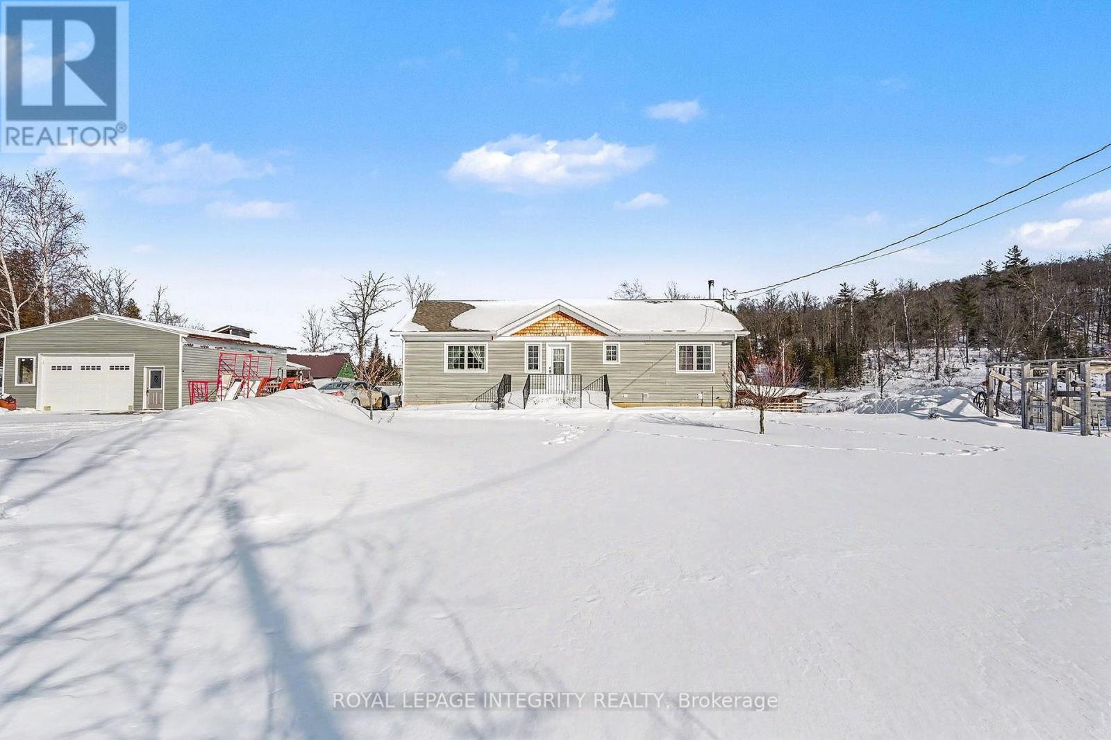 8688 HWY 511 HIGHWAY, Lanark Highlands, Ontario
