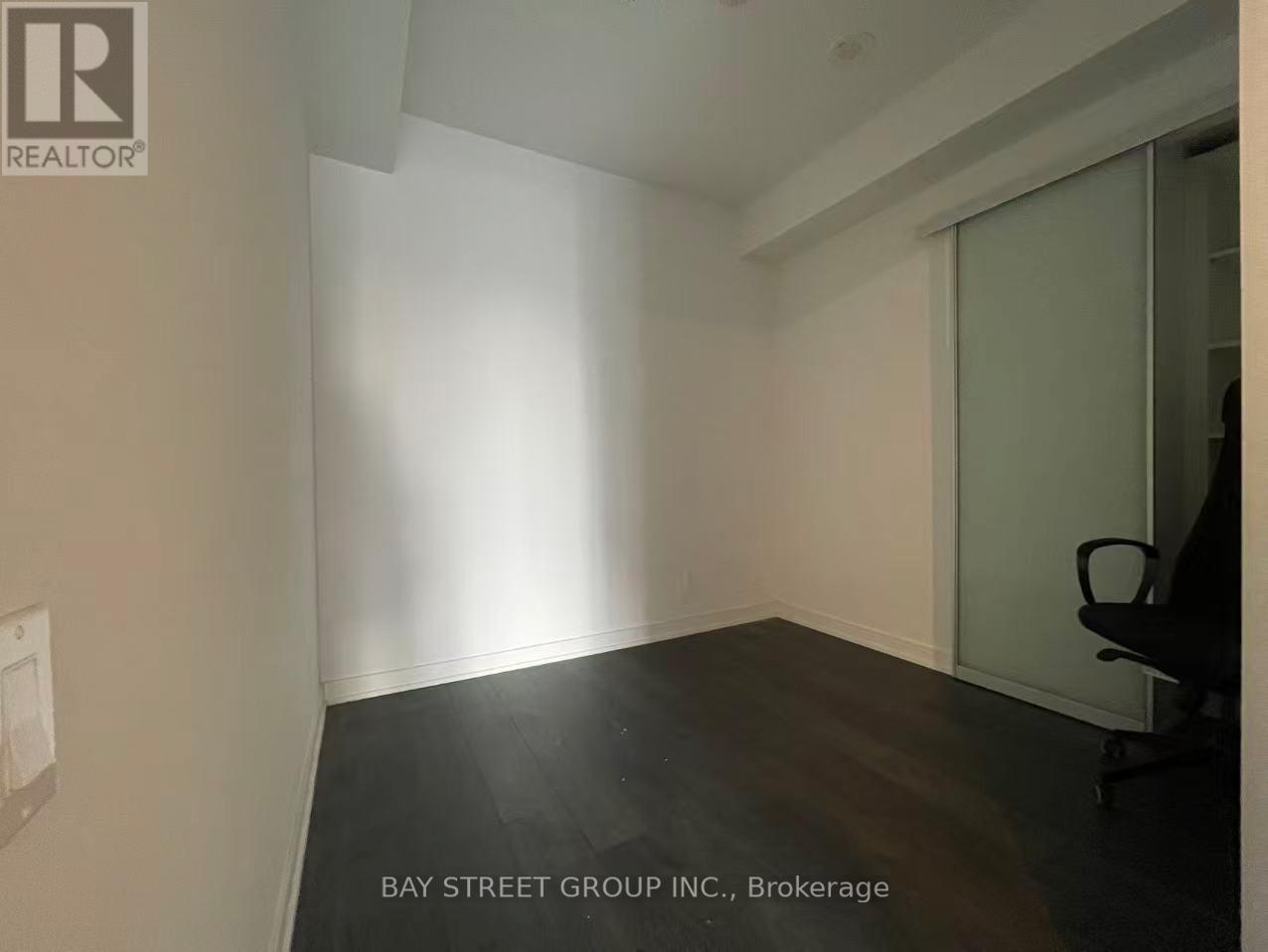 1710 - 3 Gloucester Street W, Toronto, Ontario  M4Y 1L8 - Photo 5 - C12617440