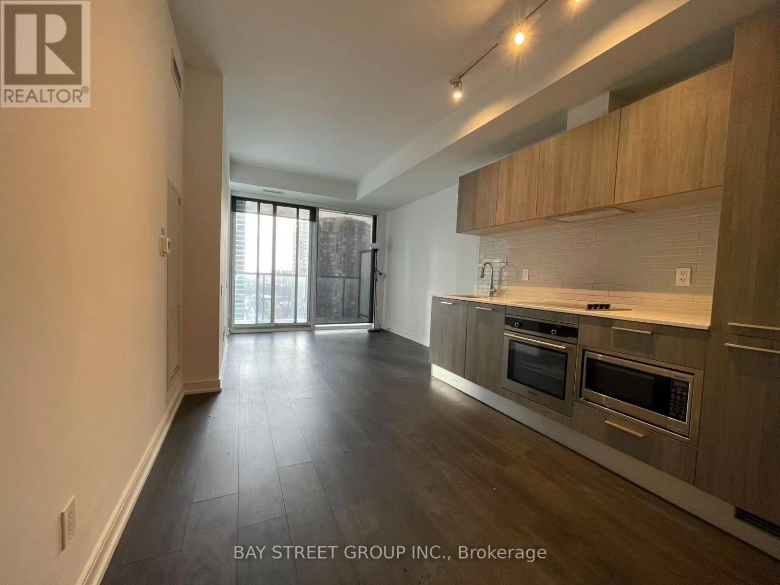 1710 - 3 Gloucester Street W, Toronto, Ontario  M4Y 1L8 - Photo 2 - C12617440