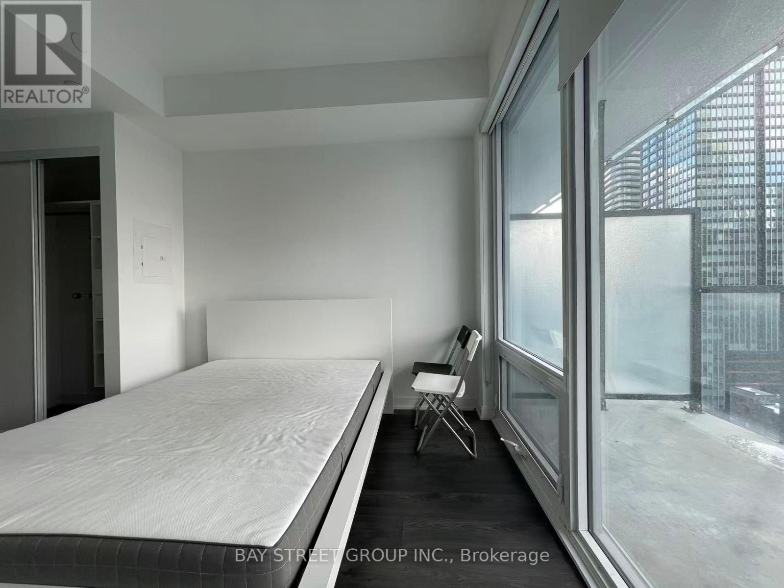 1710 - 3 Gloucester Street W, Toronto, Ontario  M4Y 1L8 - Photo 7 - C12617440