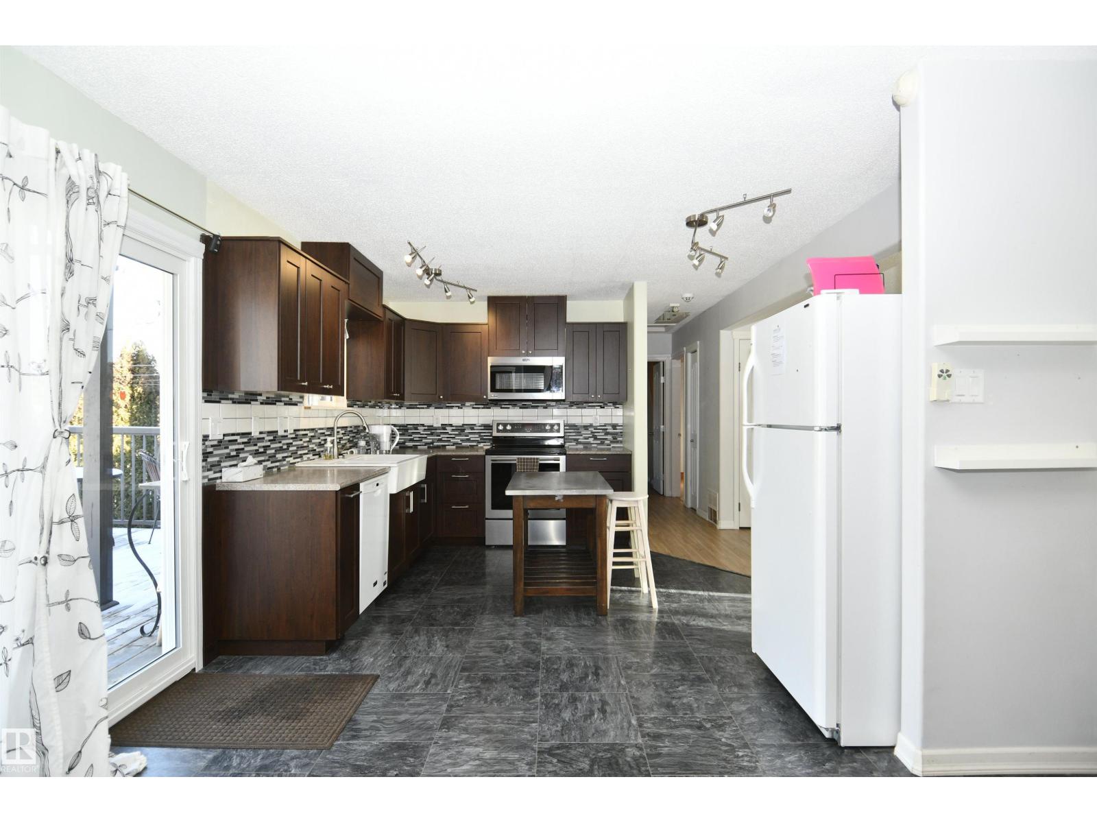 5012 54 Av, Leduc, Alberta  T9E 5L5 - Photo 8 - E4470607