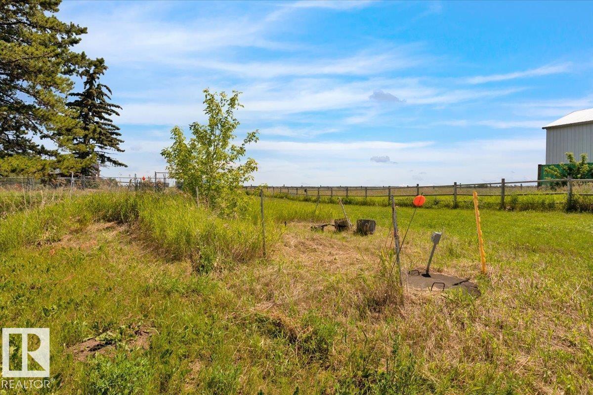 23427 Twp Rd 574, Rural Sturgeon County, Alberta  T8R 1L2 - Photo 10 - E4453628