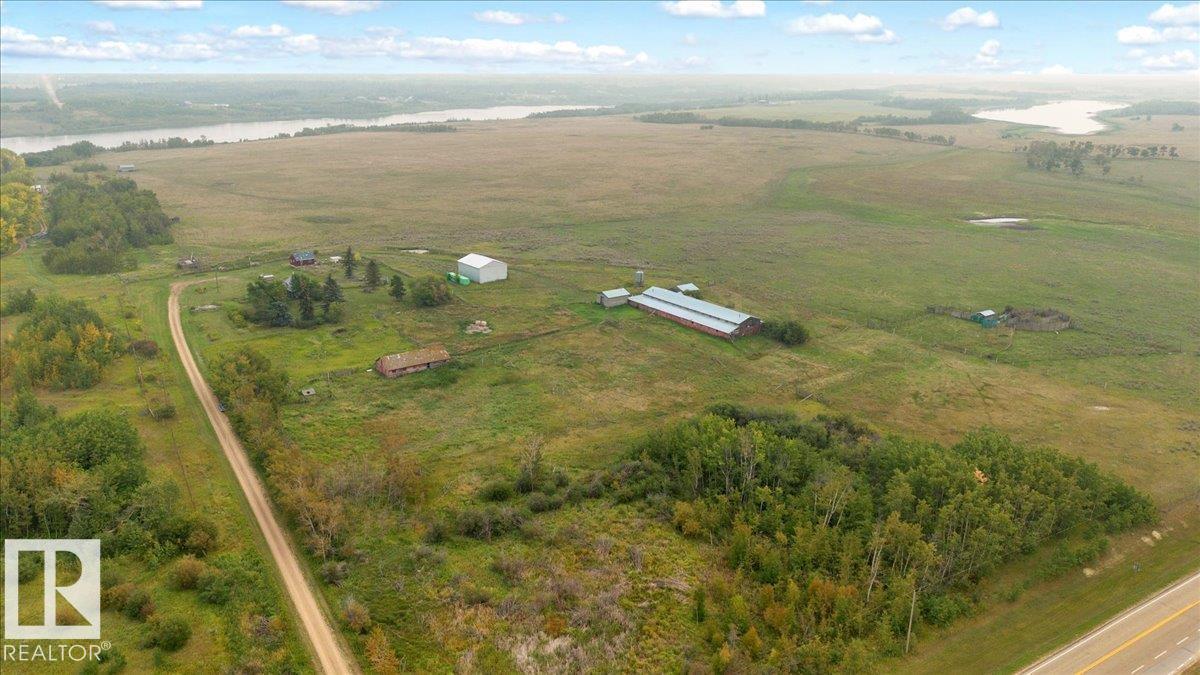 23427 Twp Rd 574, Rural Sturgeon County, Alberta  T8R 1L2 - Photo 3 - E4453628