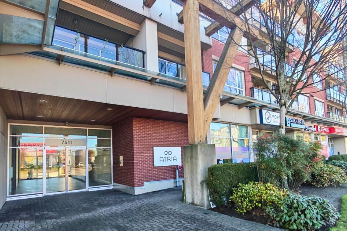 319 7511 120 Street, Delta, British Columbia  V4C 0C1 - Photo 1 - R3080857