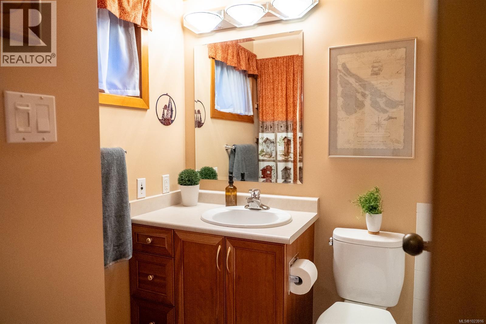 2648 Galleon Way, Pender Island, British Columbia  V0N 2M2 - Photo 13 - 1023916