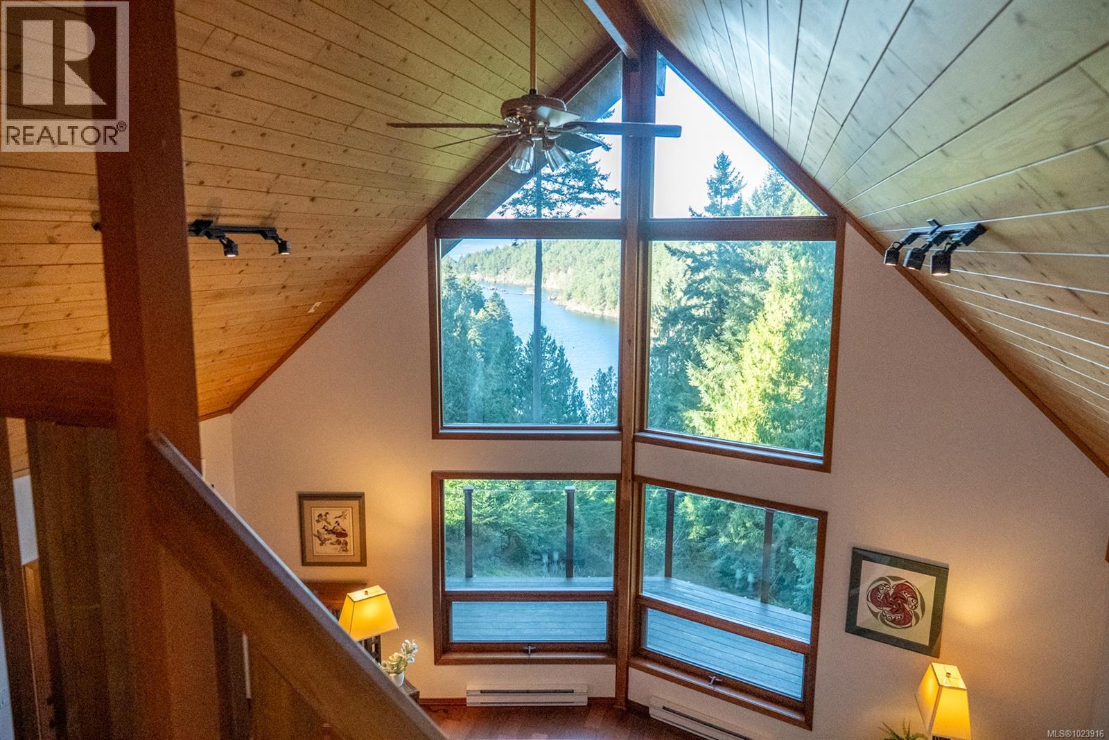 2648 Galleon Way, Pender Island, British Columbia  V0N 2M2 - Photo 29 - 1023916