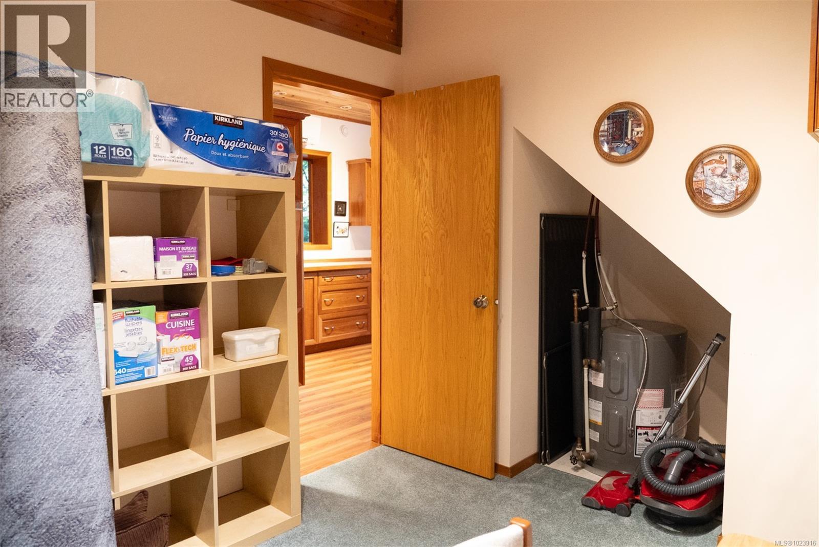 2648 Galleon Way, Pender Island, British Columbia  V0N 2M2 - Photo 42 - 1023916