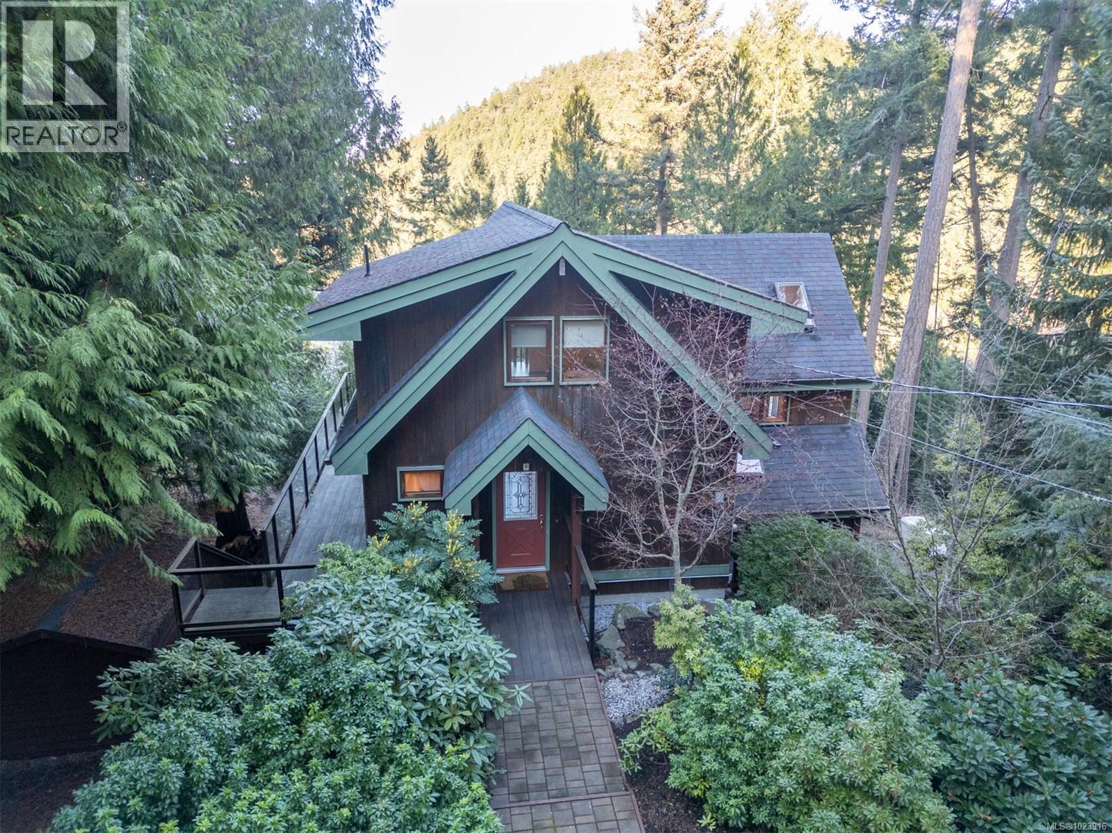 2648 Galleon Way, Pender Island, British Columbia  V0N 2M2 - Photo 54 - 1023916