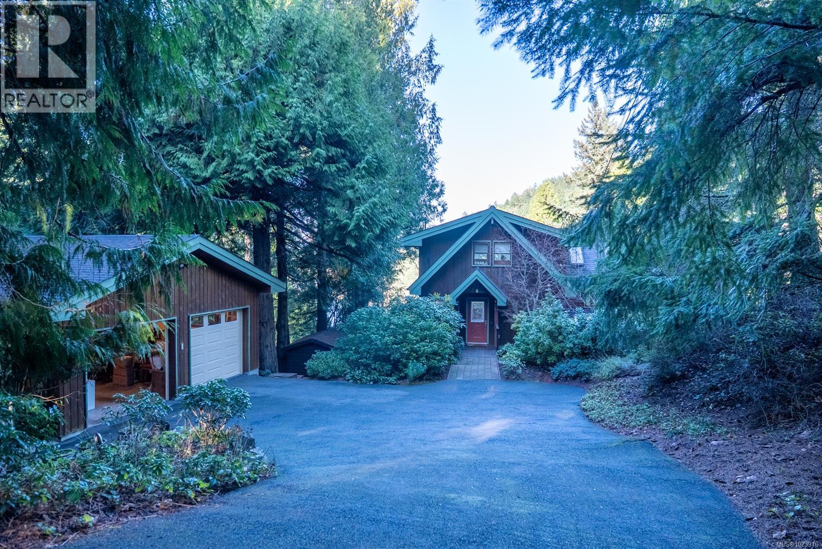 2648 Galleon Way, Pender Island, British Columbia  V0N 2M2 - Photo 52 - 1023916