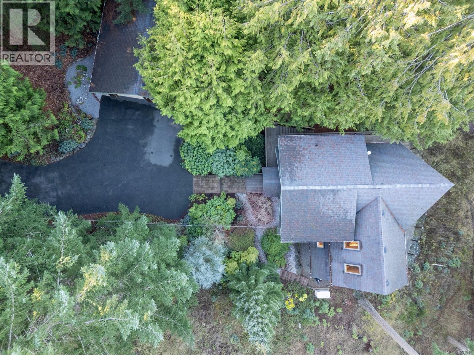 2648 Galleon Way, Pender Island, British Columbia  V0N 2M2 - Photo 56 - 1023916