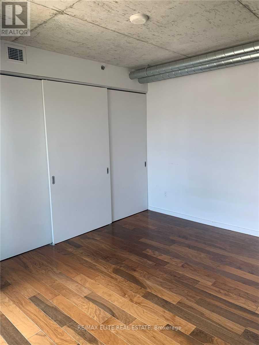 1503 - 51 Trolley Crescent, Toronto, Ontario  M5A 0E9 - Photo 2 - C12719054