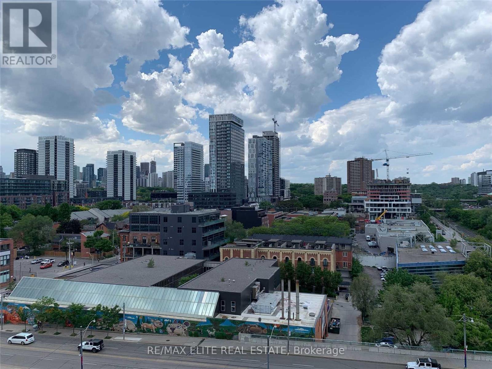 1503 - 51 Trolley Crescent, Toronto, Ontario  M5A 0E9 - Photo 5 - C12719054