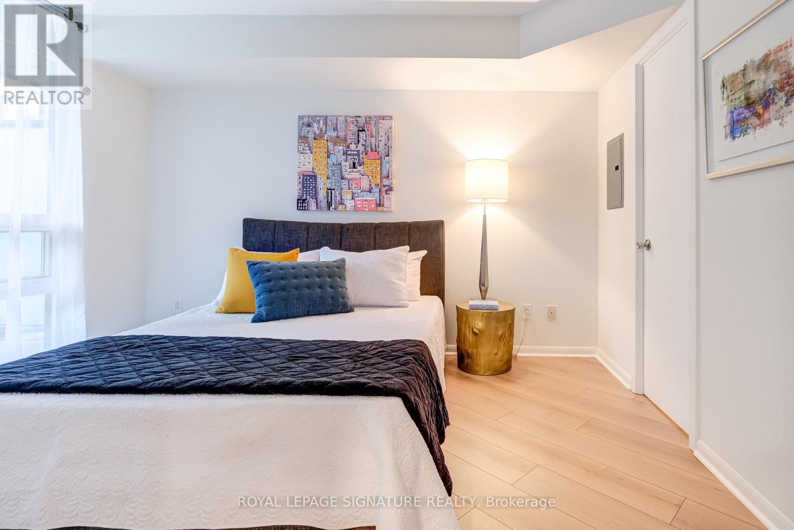 304 - 231 Fort York Boulevard, Toronto, Ontario  M5V 1B2 - Photo 10 - C12719058