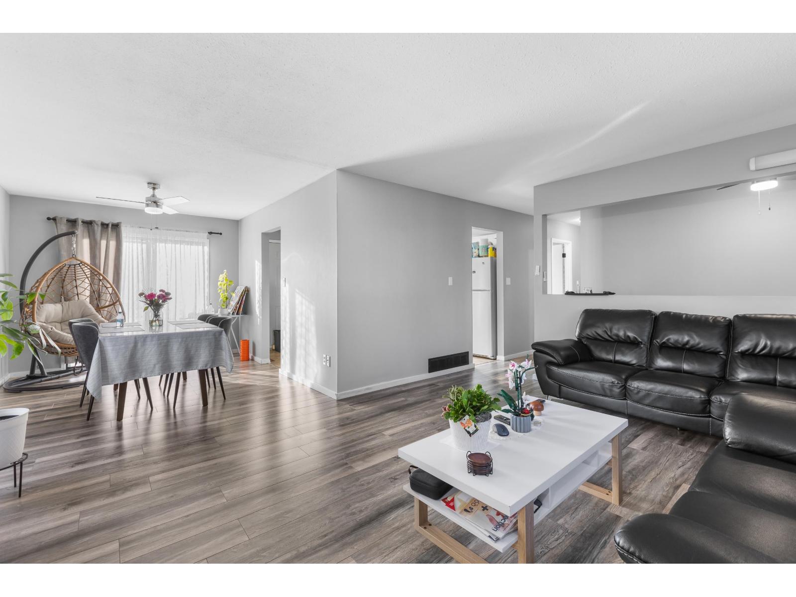 31974 Charlotte Avenue, Abbotsford, British Columbia  V2T 4K8 - Photo 8 - R3080845