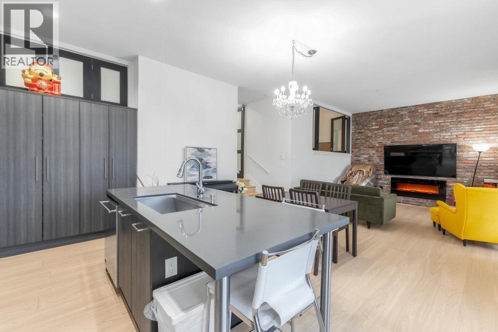 101 220 Salter Street, New Westminster, British Columbia  V3M 0H4 - Photo 7 - R3081879