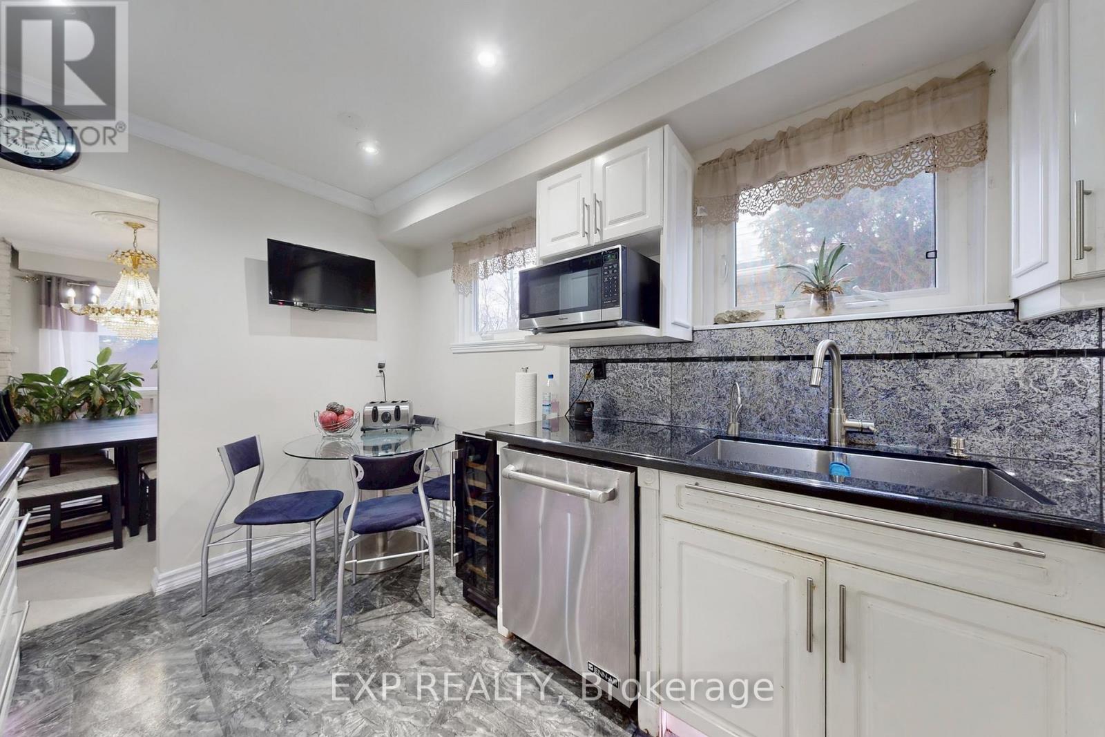 88 Valdor Drive, Toronto, Ontario  M1V 1R5 - Photo 19 - E12719018