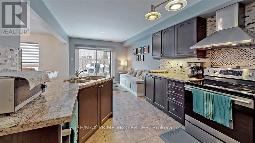 69 Whitlock Crescent, Ajax, Ontario  L1Z 2B2 - Photo 6 - E12719072