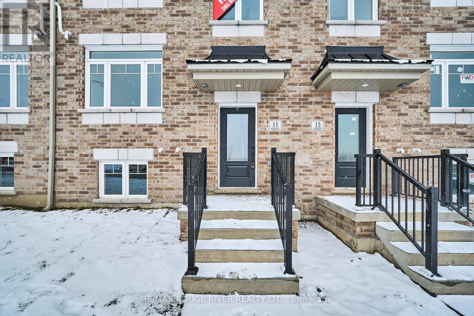 11 Addyman Crescent, Clarington, Ontario  L1B 0X1 - Photo 3 - E12630420