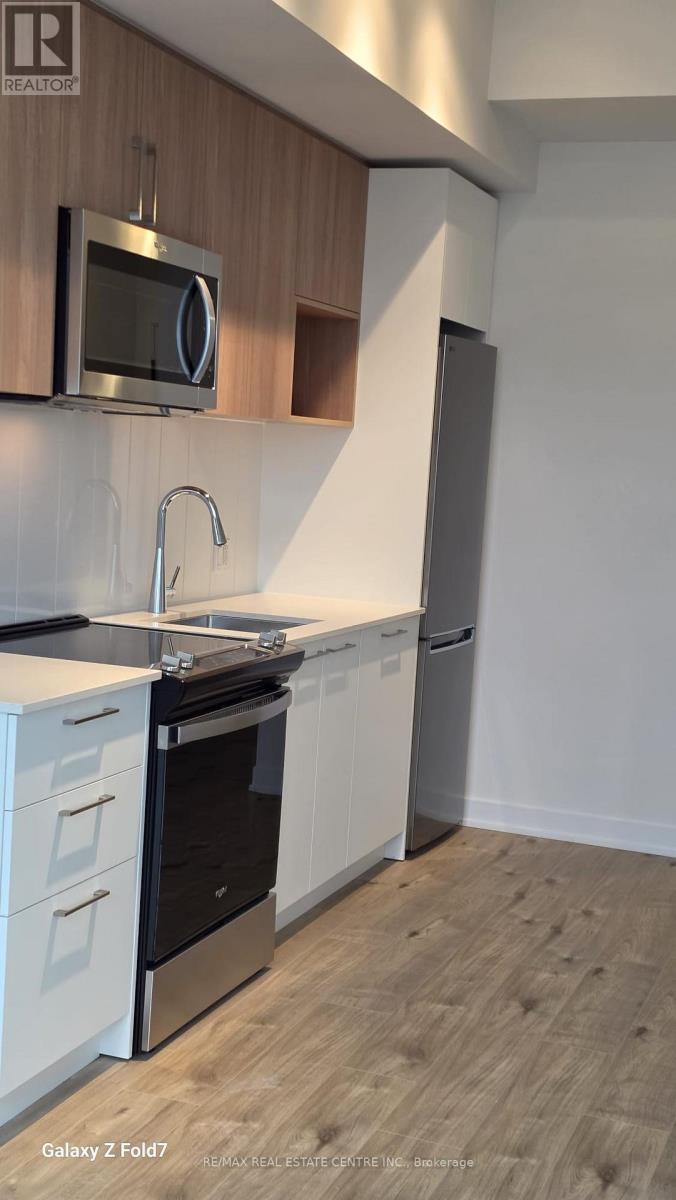 613 - 500 Plains Road E, Burlington, Ontario  L7T 2E1 - Photo 9 - W12718994