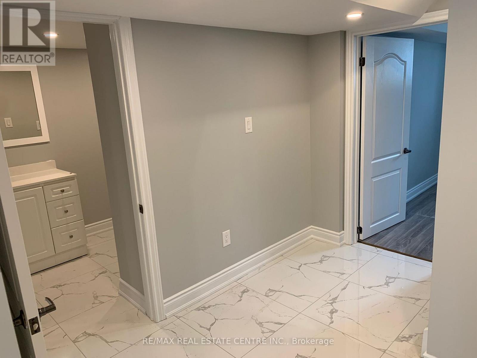 Bsmt - 362 Remembrance Road, Brampton, Ontario  L7A 0C3 - Photo 12 - W12719016