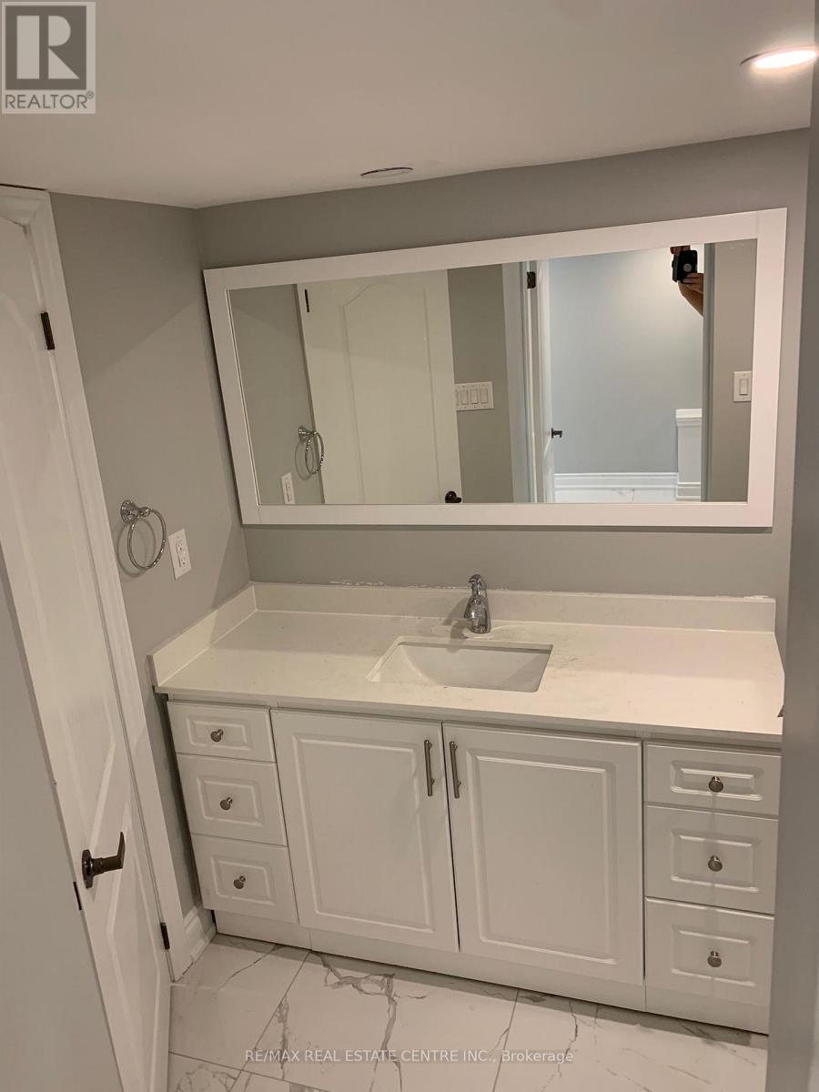 Bsmt - 362 Remembrance Road, Brampton, Ontario  L7A 0C3 - Photo 14 - W12719016