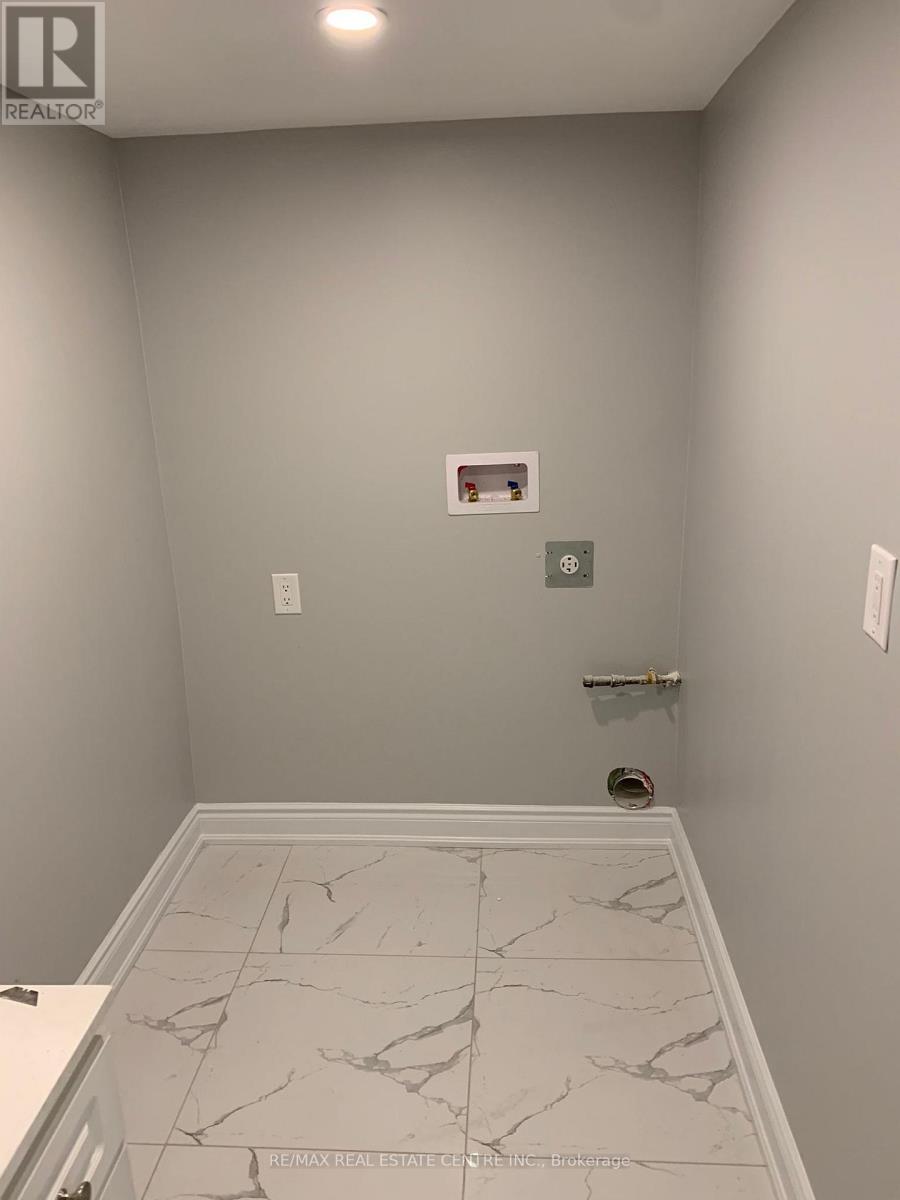 Bsmt - 362 Remembrance Road, Brampton, Ontario  L7A 0C3 - Photo 15 - W12719016