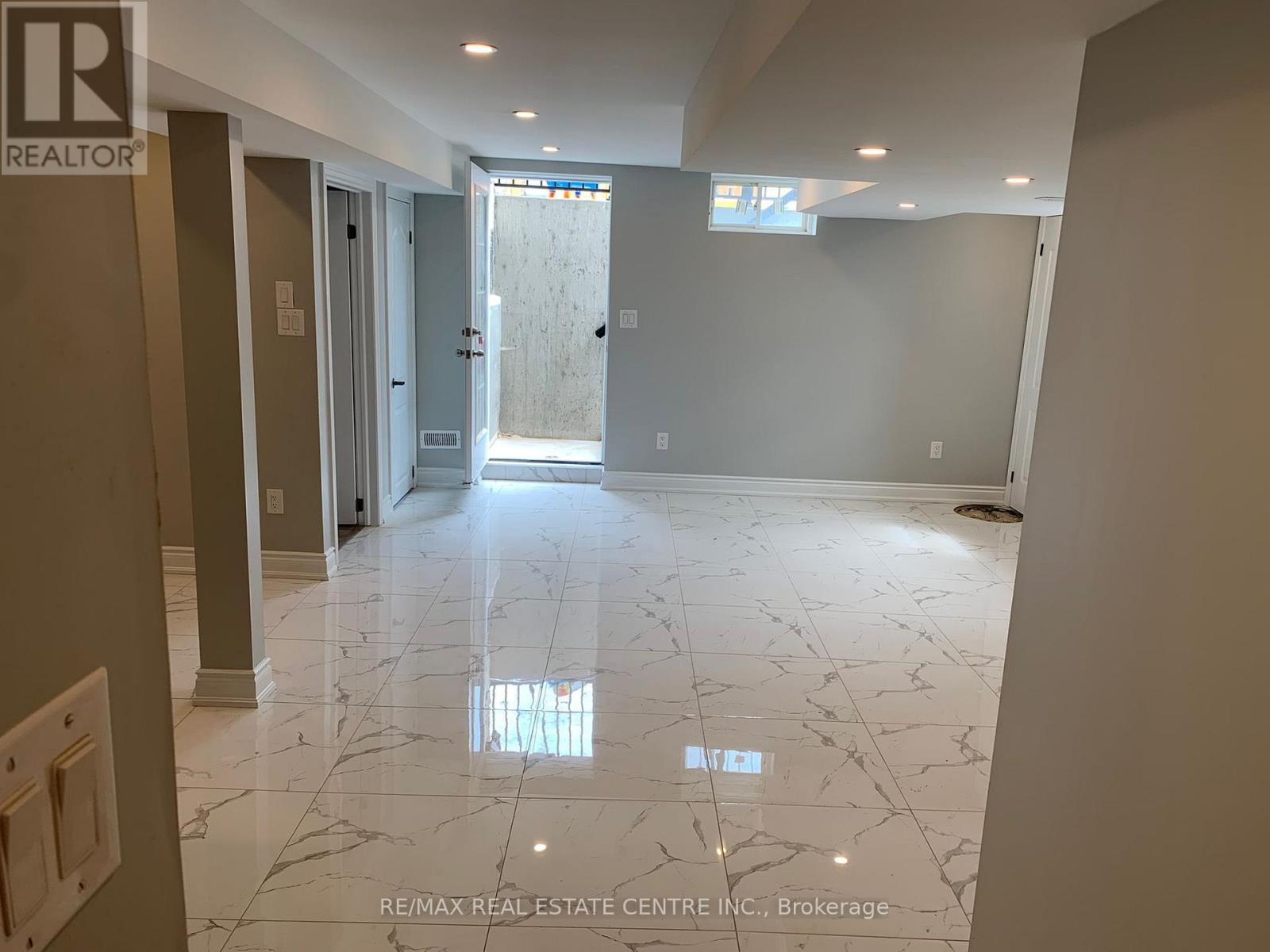 Bsmt - 362 Remembrance Road, Brampton, Ontario  L7A 0C3 - Photo 6 - W12719016