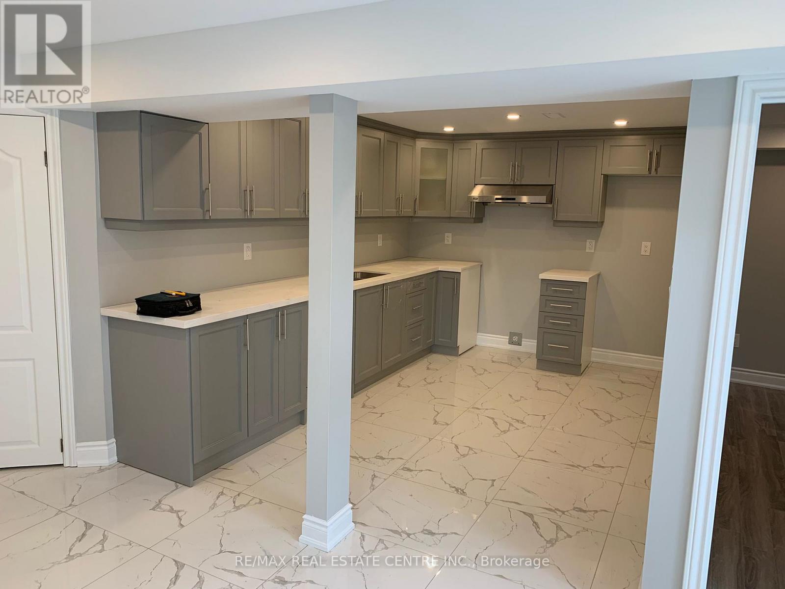 Bsmt - 362 Remembrance Road, Brampton, Ontario  L7A 0C3 - Photo 9 - W12719016