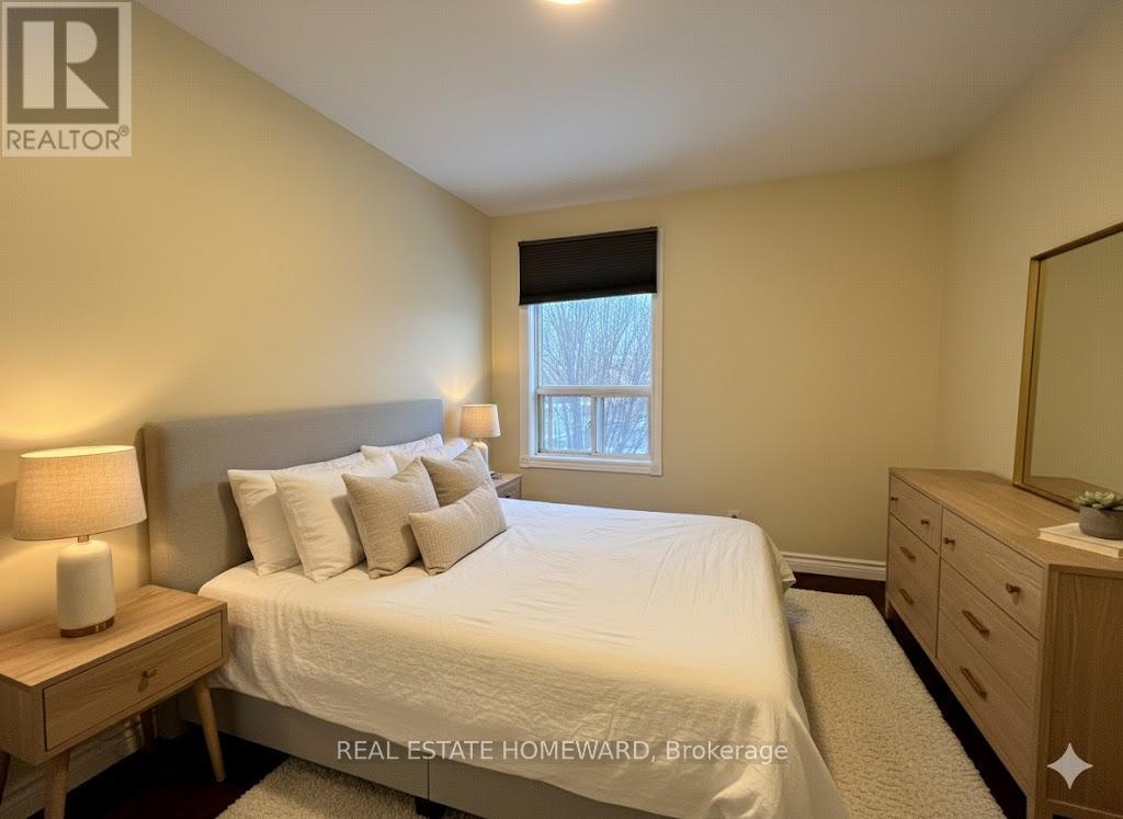 Upper - 140 Millicent Street, Toronto, Ontario  M6H 1W4 - Photo 12 - W12719028