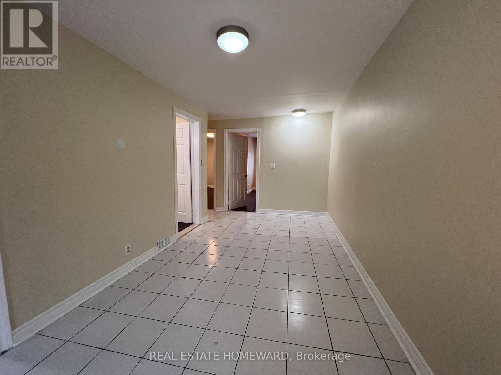 Upper - 140 Millicent Street, Toronto, Ontario  M6H 1W4 - Photo 3 - W12719028