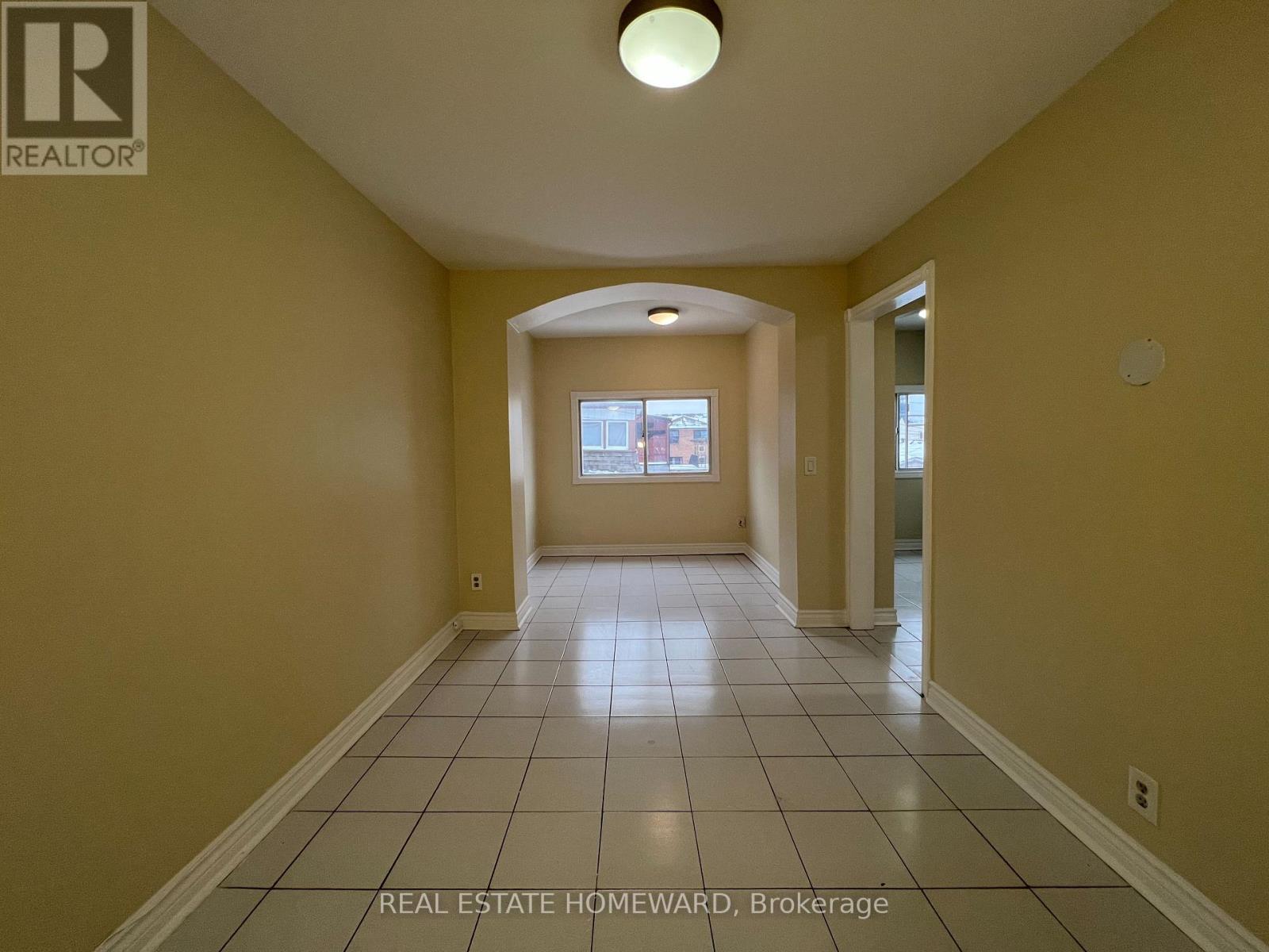 Upper - 140 Millicent Street, Toronto, Ontario  M6H 1W4 - Photo 4 - W12719028