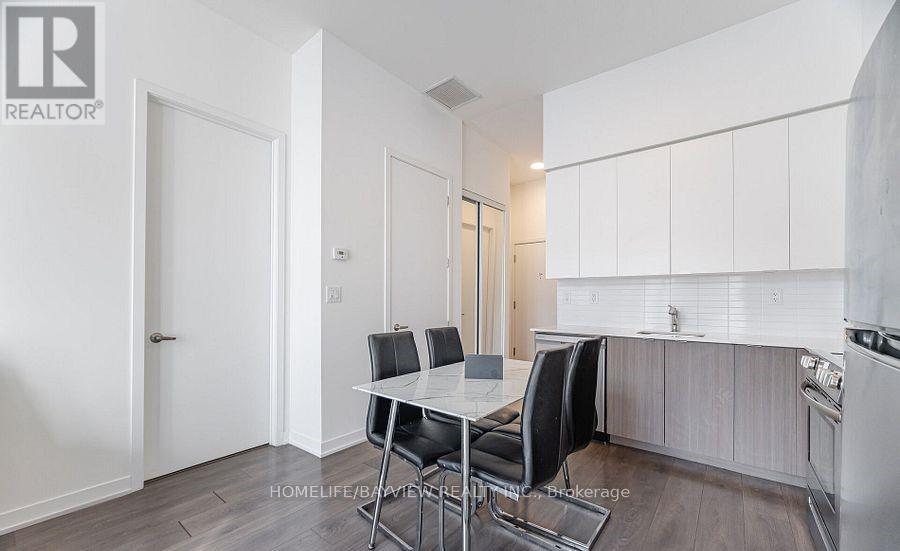 108 - 160 Canon Jackson Drive, Toronto, Ontario  M6M 0B6 - Photo 3 - W12719056