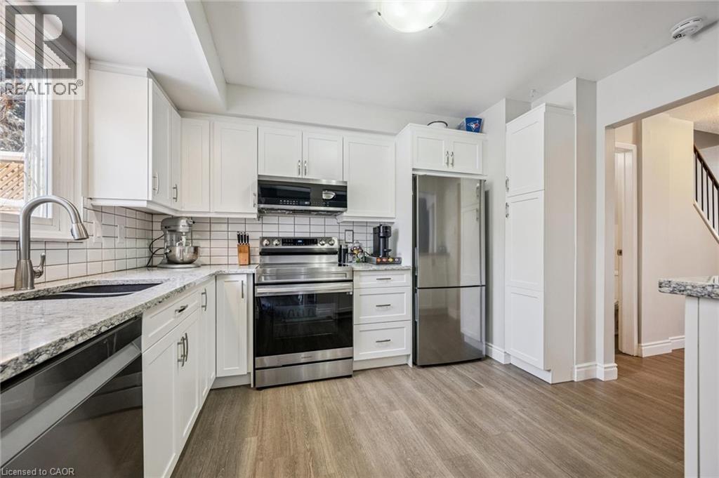 297 Bluevale Street N Unit# E, Waterloo, Ontario  N2J 4H6 - Photo 15 - 40799389