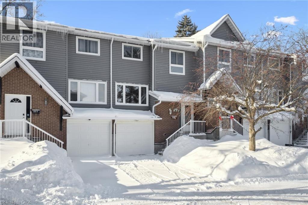 297 Bluevale Street N Unit# E, Waterloo, Ontario  N2J 4H6 - Photo 2 - 40799389