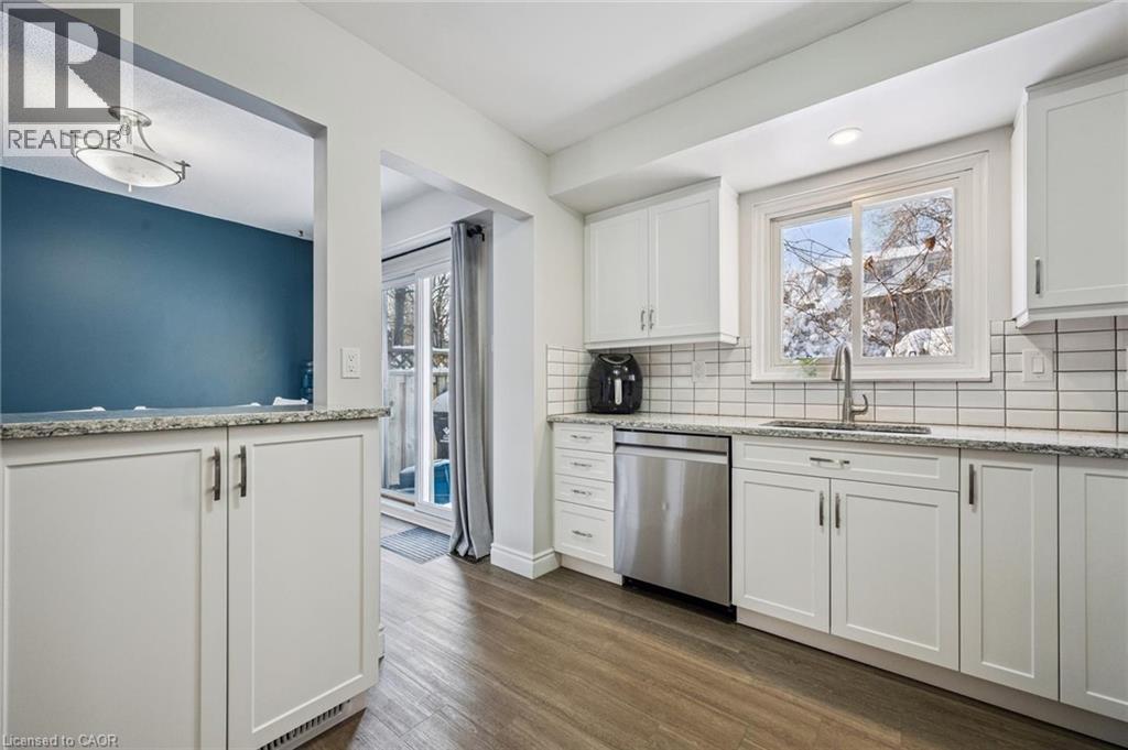 297 Bluevale Street N Unit# E, Waterloo, Ontario  N2J 4H6 - Photo 16 - 40799389