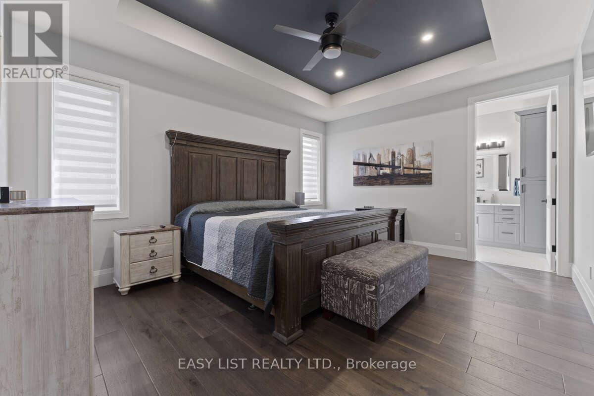 351 Old Tecumseh Road, Tecumseh, Ontario  N8N 3T2 - Photo 11 - X12718996