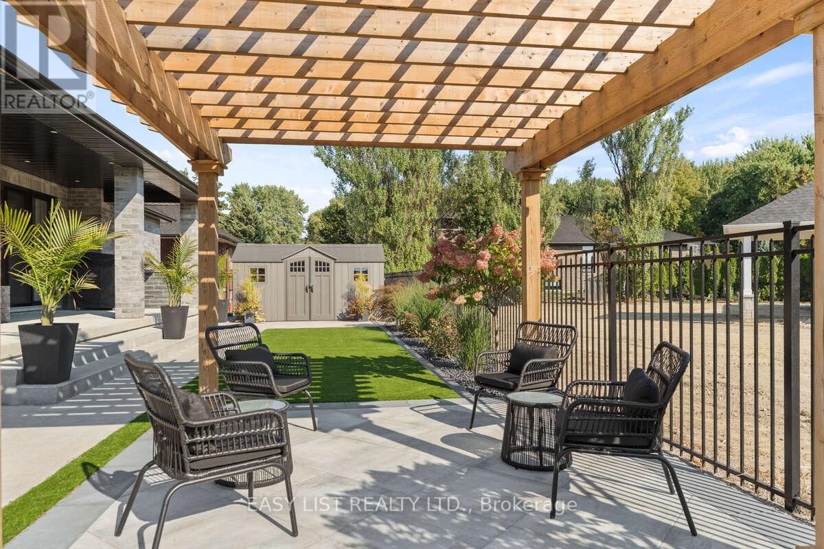 351 Old Tecumseh Road, Tecumseh, Ontario  N8N 3T2 - Photo 26 - X12718996