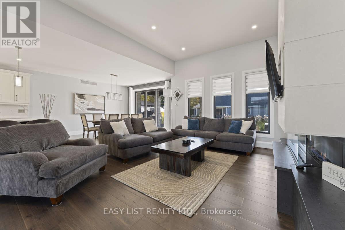 351 Old Tecumseh Road, Tecumseh, Ontario  N8N 3T2 - Photo 6 - X12718996