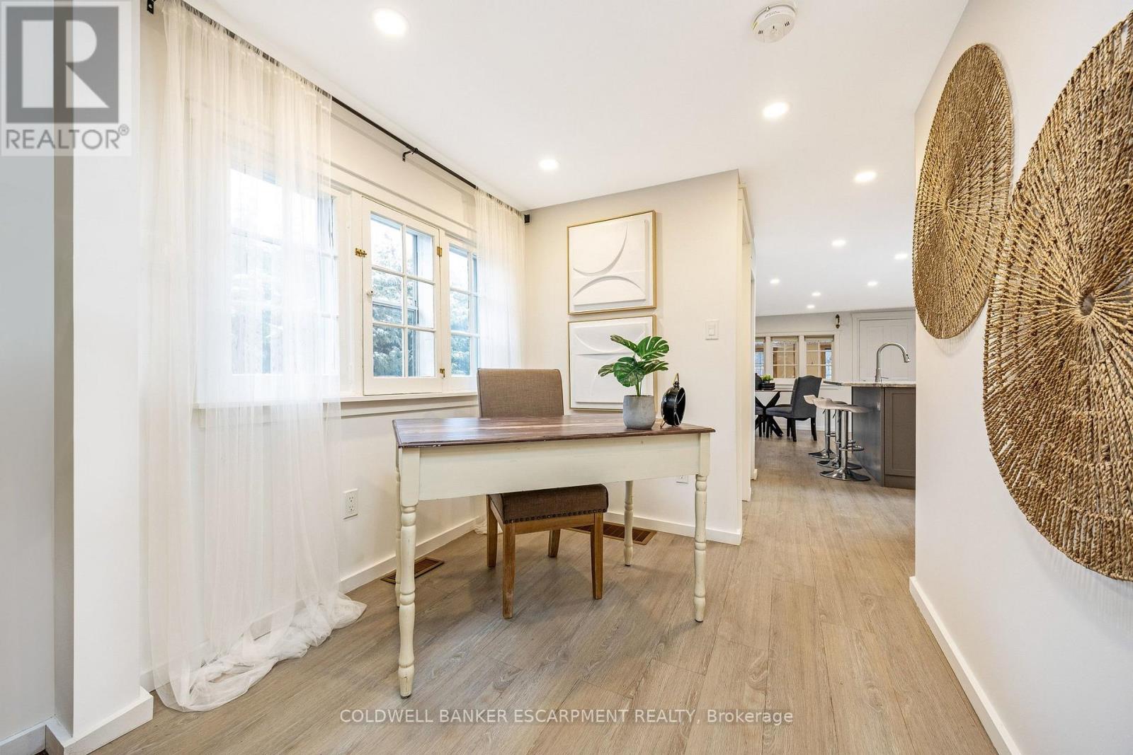 14 Laurine Avenue, Guelph, Ontario  N1E 4M9 - Photo 10 - X12719034