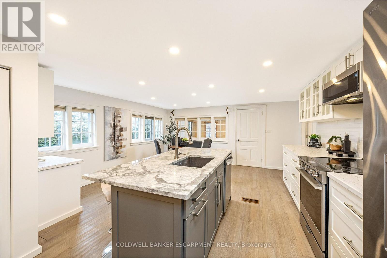 14 Laurine Avenue, Guelph, Ontario  N1E 4M9 - Photo 15 - X12719034