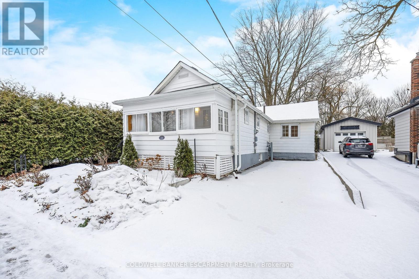 14 Laurine Avenue, Guelph, Ontario  N1E 4M9 - Photo 3 - X12719034