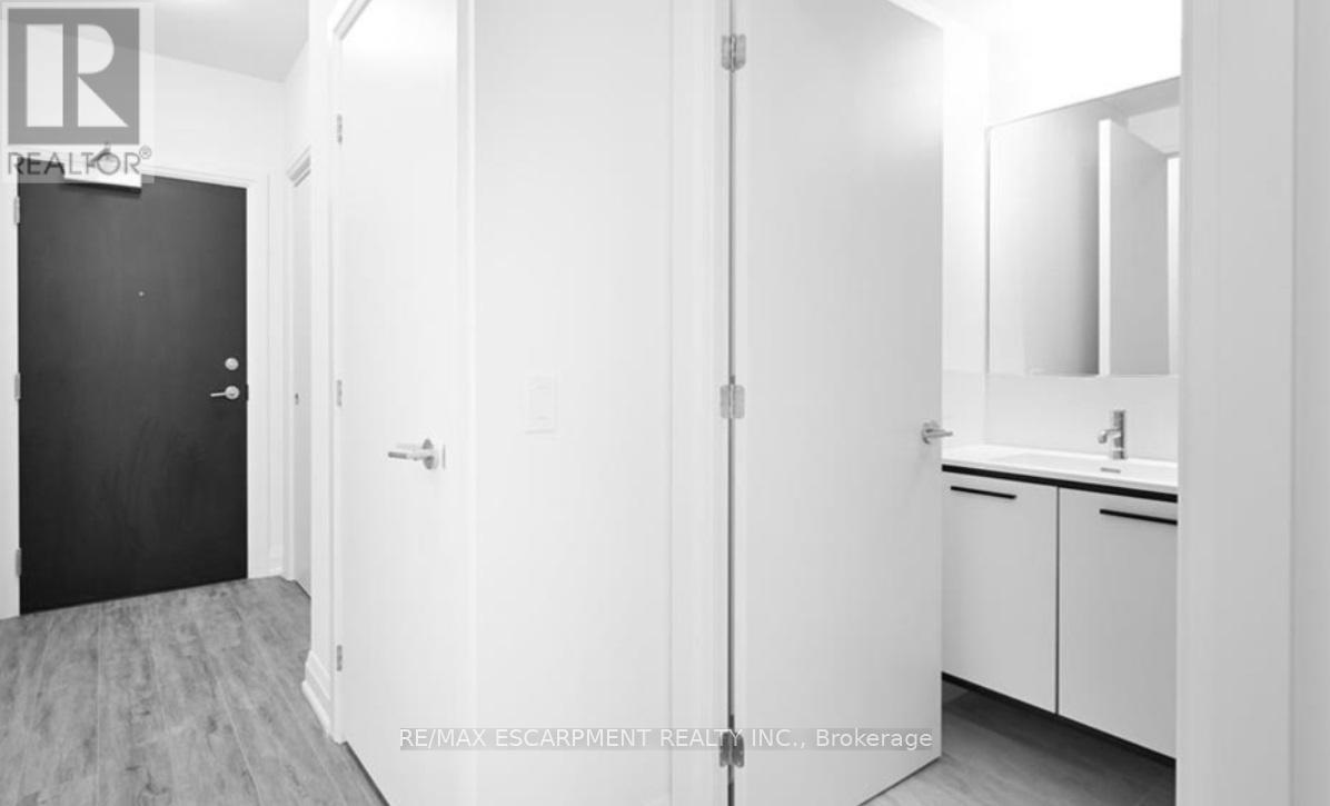 912 - 385 Winston Road, Grimsby, Ontario  L8M 0J2 - Photo 10 - X12719046