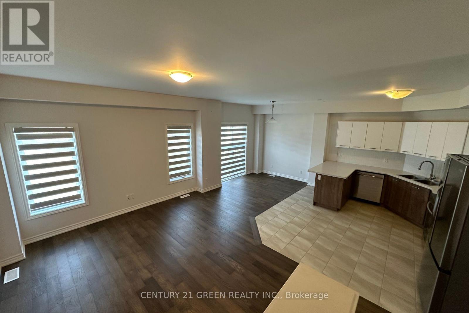 163 Rosie Street, Blue Mountains, Ontario  N0H 1J0 - Photo 3 - X12719092