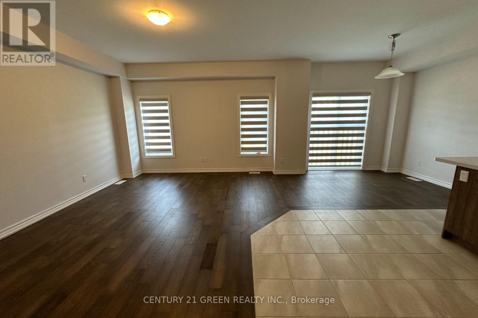 163 Rosie Street, Blue Mountains, Ontario  N0H 1J0 - Photo 4 - X12719092