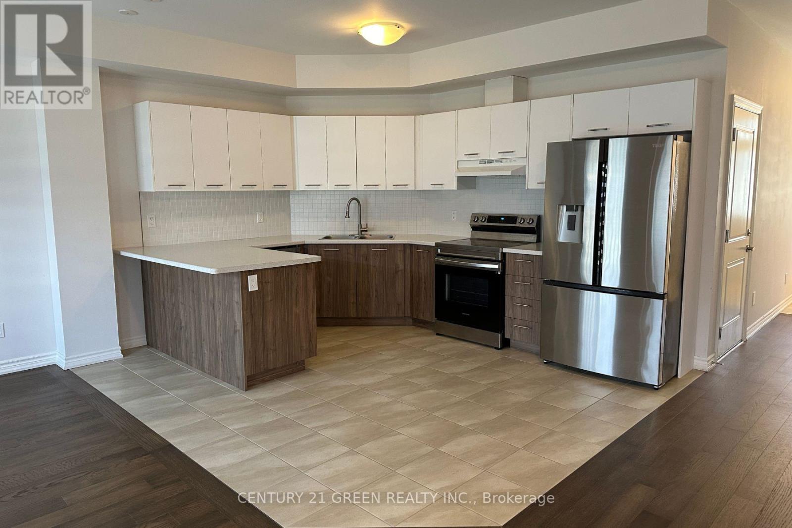 163 Rosie Street, Blue Mountains, Ontario  N0H 1J0 - Photo 6 - X12719092