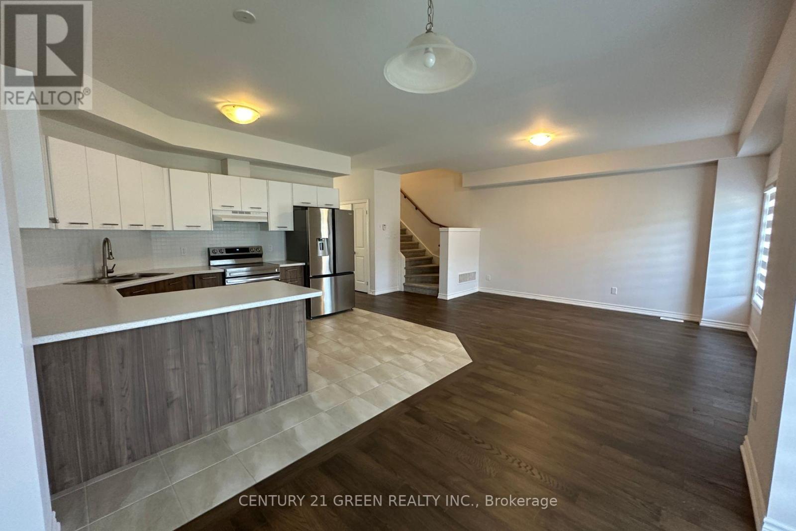 163 Rosie Street, Blue Mountains, Ontario  N0H 1J0 - Photo 7 - X12719092