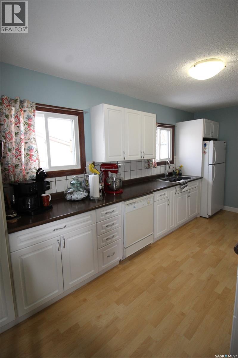 644 1st Street W, Shaunavon, Saskatchewan  S0N 2M0 - Photo 13 - SK027214